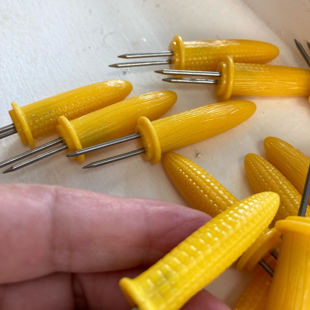Yellow Corn Cob Holders 16 holders for 8 ears of corn. - Picture 3 of 5
